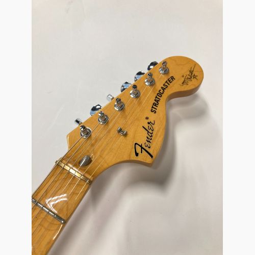 イングウェイスタイル　スキャロップネックギター