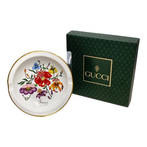 GUCCI×RICHARD GINORI レトロデザイン灰皿