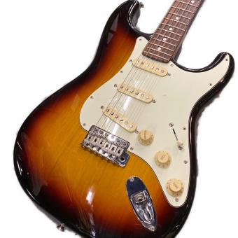 FENDER (フェンダー)