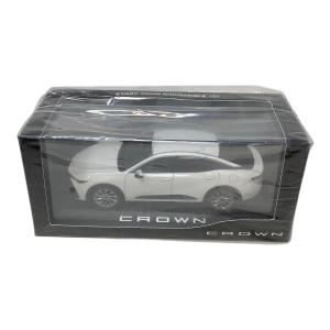 DIE-CAST (ダイキャスト) 模型 1/30クラウン ミニカー