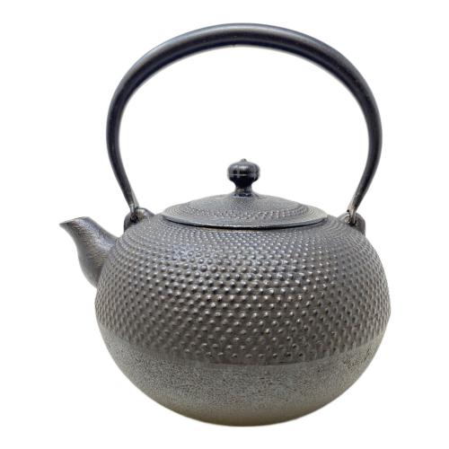 南部鉄器 (ナンブテッキ) 鉄瓶 丸型アラレ
