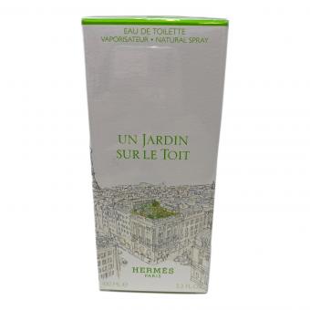 HERMES (エルメス) オードトワレ 屋根の上の庭 100ml　未開封品