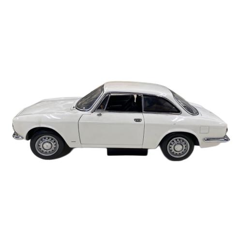 AUTOart (オートアート) 1/18 Alfa Romeo 1750 モデルカー サイドミラー破損有