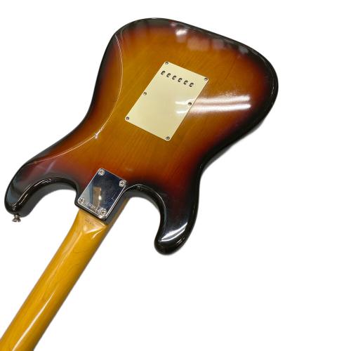 FENDER (フェンダー) ST-62 650