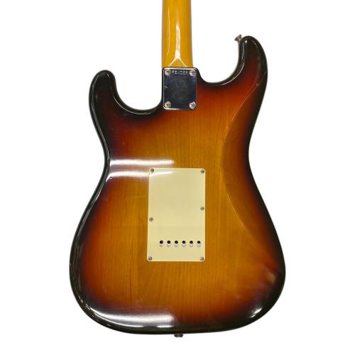 FENDER (フェンダー) ST-62 650