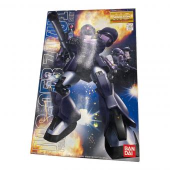 BANDAI (バンダイ) ジオン公国軍量産型モビルスーツ チームカラーバリエーション MS-05B「ザクⅠ」黒い三連星  1/100スケール マスターグレードモデル ガンプラ