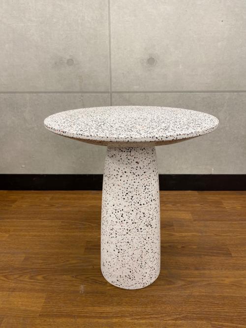 Moda en Casa (モーダエンカーサ) エンドテーブル （ガタつき有） ホワイト fungi