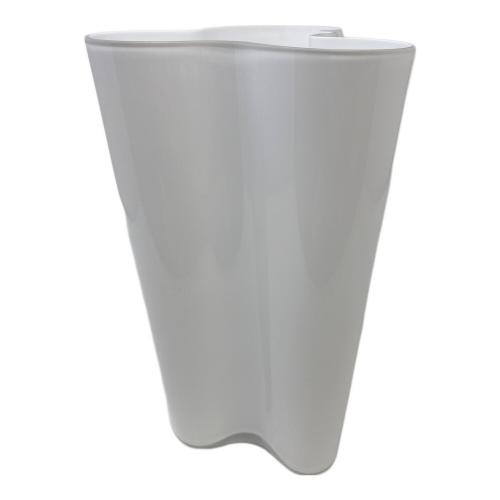 iittala (イッタラ) フラワーベース ホワイト