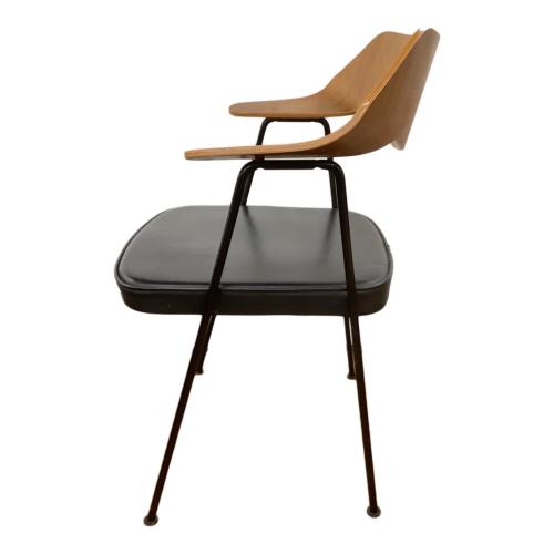 Case Furniture (ケース・ファニチャー) ダイニングチェアー 186 ブラウン×ブラック