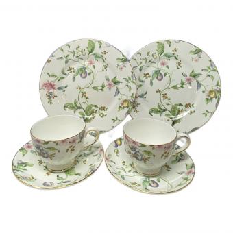 Wedgwood カップ&ソーサー・プレートセット スウィートプラム