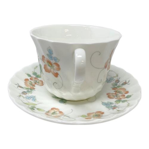 Wedgwood  カップ&ソーサー コテージローズ