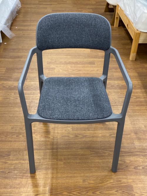 IKEA (イケア) アームチェアー 廃版 グレー YPPERLIG イッペルリグ