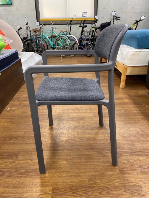 IKEA (イケア) アームチェアー 廃版 グレー YPPERLIG イッペルリグ