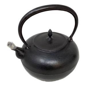 南部鉄器 (ナンブテッキ) 鉄瓶 落款