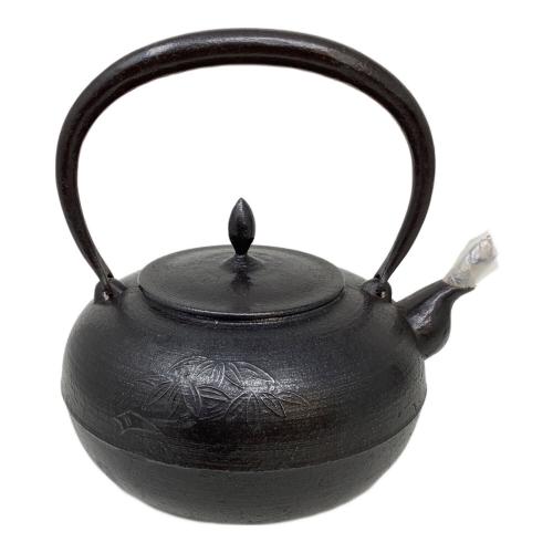 南部鉄器 (ナンブテッキ) 鉄瓶 落款