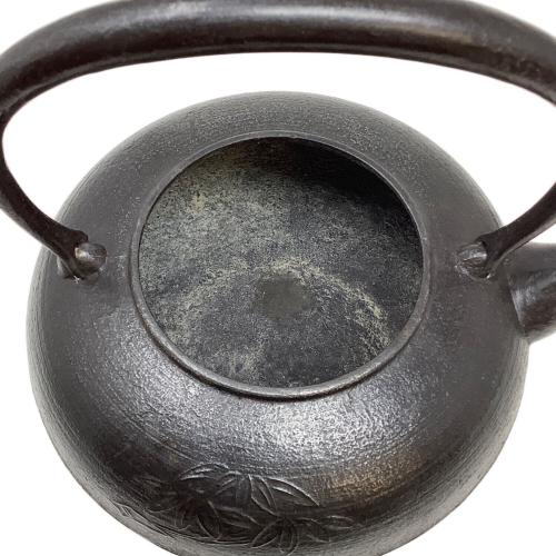 南部鉄器 (ナンブテッキ) 鉄瓶 落款