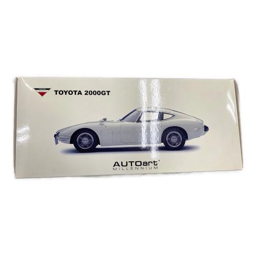 AUTOart (オートアート) 1:18 TOYOTA 2000GT モデルカー