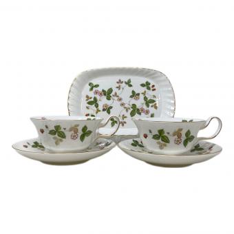 Wedgwood カップ&ソーサー・プレートセット ワイルドストロベリー