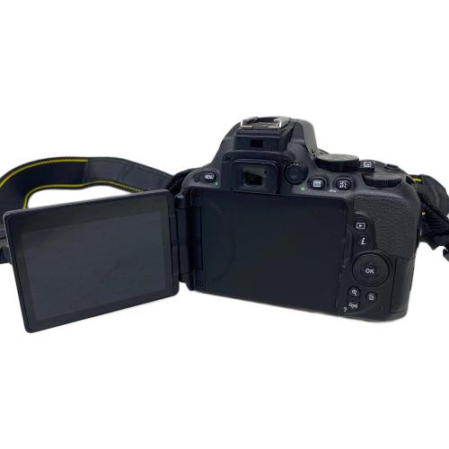 Nikon (ニコン) デジタル一眼レフカメラ D5500 AF-S NIKKOR 18-55mm