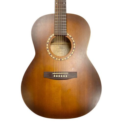 Art&Lutherie Folk Cedar Antique Burst
