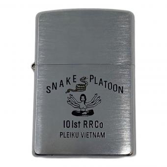 ZIPPO (ジッポ) オイルライター 2004年製 SNAKE PLATOON 10 1ST PRCo PLEIKU VIETNAM