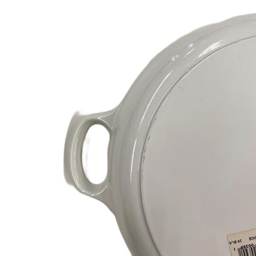 LE CREUSET (ルクルーゼ) キャセロール SIZE 26 ホワイト ビュッフェ