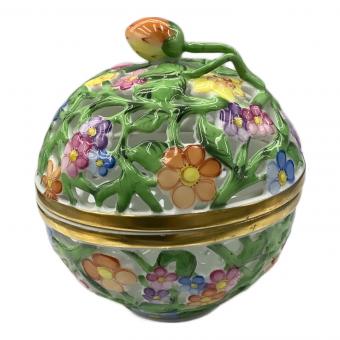 Herend (ヘレンド) キャンディボックス　蓋付透かし器