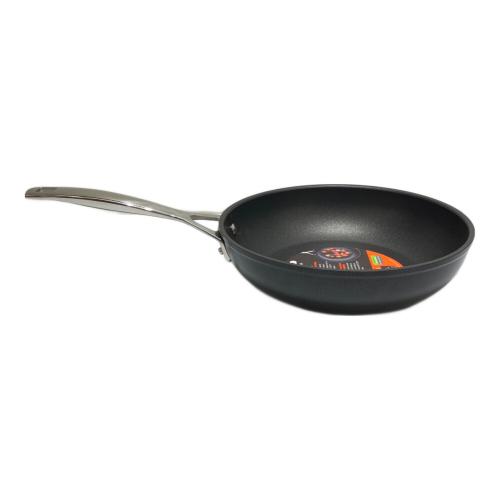LE CREUSET (ルクルーゼ) フライパン 24cm deep frying pan sauteuse