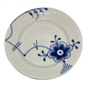 ROYAL COPENHAGEN (ロイヤル・コペンハーゲン) プレート 19cm ブルーフルーテッド・メガ