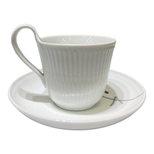 ROYAL COPENHAGEN (ロイヤル・コペンハーゲン) カップ&ソーサー ブラックフルーテッド・メガ