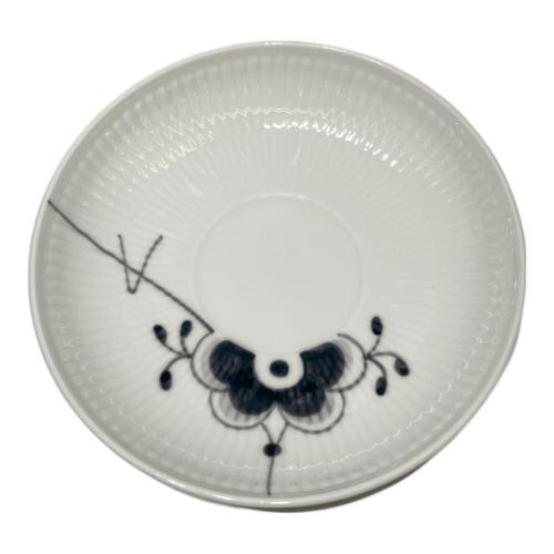 ROYAL COPENHAGEN (ロイヤル・コペンハーゲン) カップ&ソーサー ブラックフルーテッド・メガ