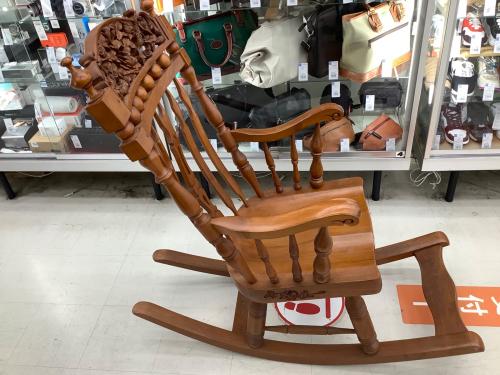 木製ロッキングチェアー ブラウン アンティーク調 装飾彫刻