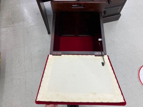 勇峰工芸 (-) ライティングビューロー ブラウン 椅子付｜トレファクONLINE