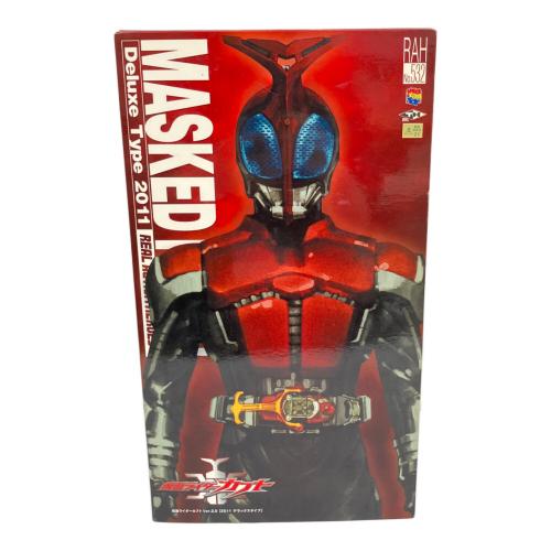 MEDICOM TOY (メディコム・トイ) フィギュア 仮面ライダーカブト Ver. 2.0 [2011 デラックスタイプ] 未使用品