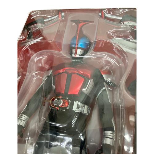 MEDICOM TOY (メディコム・トイ) フィギュア 仮面ライダーカブト Ver. 2.0 [2011 デラックスタイプ] 未使用品