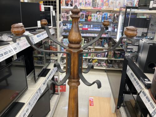 カリモク ポールハンガー コロニアル　