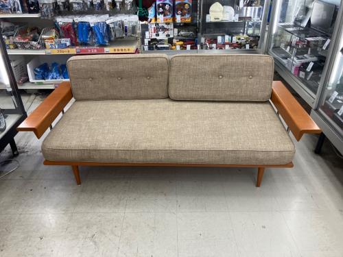 ACME Furniture (アクメファニチャー) 2.5人掛けソファー グレー×ブラウン ファブリック CARDIFF SOFA