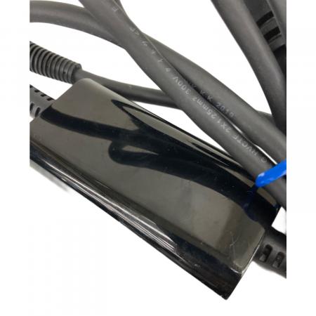 dyson (ダイソン) ヘアードライヤー ケース加水分解により劣化 HS01
