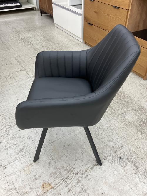 株式会社B.Bファニング モダンクラブチェア ブラック ONDC-0049