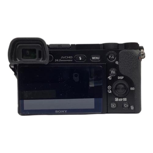 SONY (ソニー) ミラーレス一眼カメラ ※3.5-5.6/16-50・E3.5/30 MACRO・4.5-6.3/55-210・4/10-18 ILCE-6000 ■