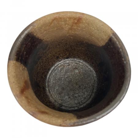 備前焼 (ビゼンヤキ) 面取広口黒湯呑｜トレファクONLINE