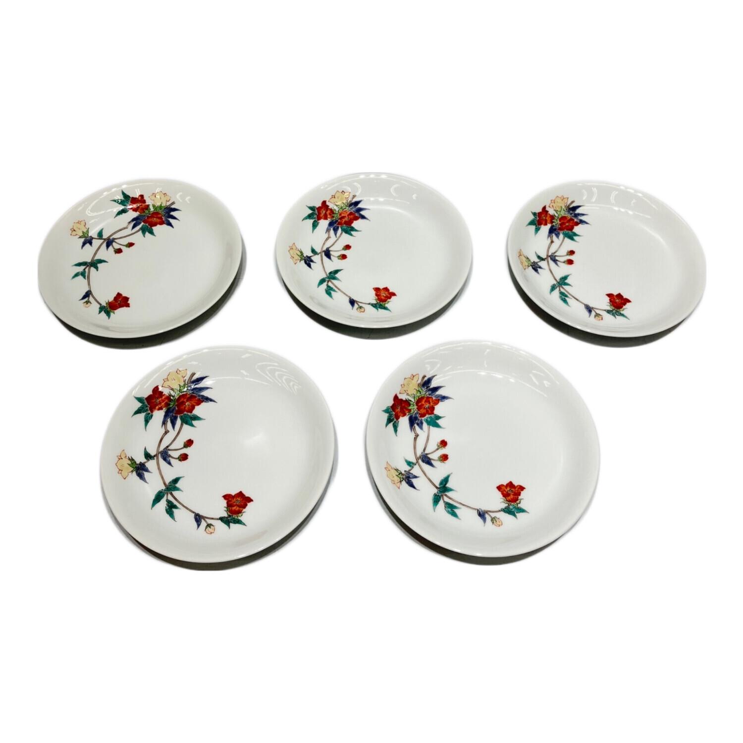 十五代柿右衛門 (ジュウゴダイカキエモン) 小皿揃え 錦草花文