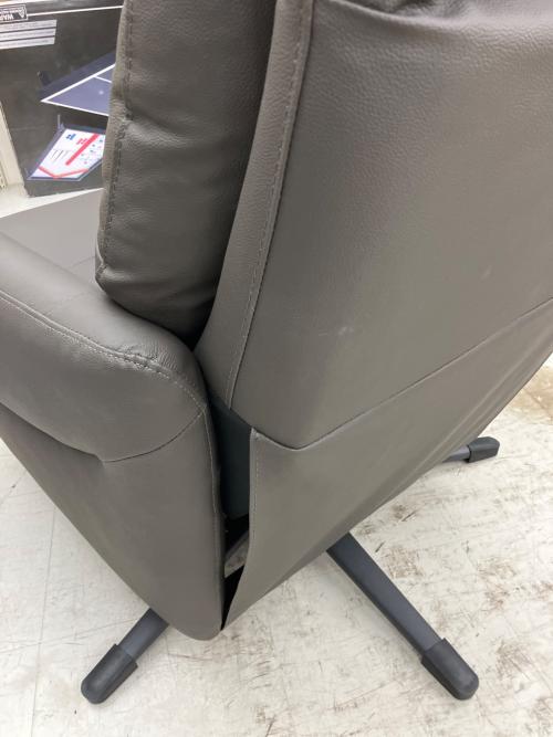 ニトリ 電動リクライニングソファー サイドテーブル付 ブラウン LE01　合皮