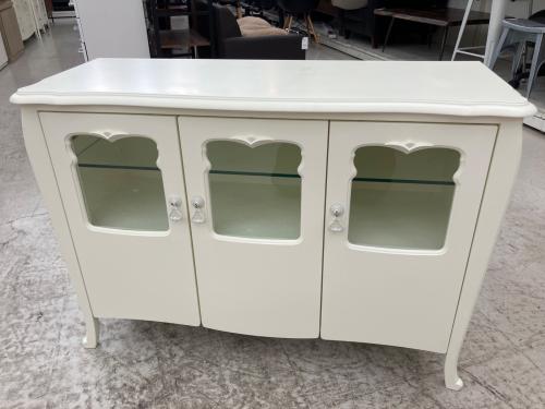 東海家具 (トウカイカグ) ロココ調サイドボード ホワイト