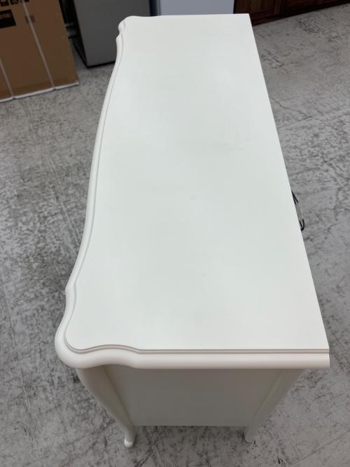 東海家具 (トウカイカグ) ロココ調サイドボード ホワイト