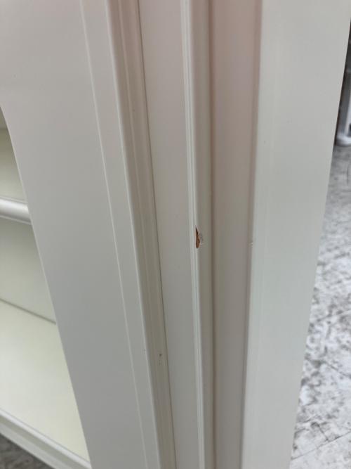 ロココ調3段飾り棚 ホワイト