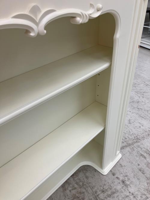 ロココ調3段飾り棚 ホワイト