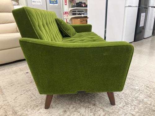 カリモク60 (カリモクロクマル) ロビーチェア  モケットグリーン