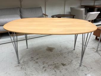 Fritz Hansen (フリッツハンセン) ダイニングテーブル スーパー楕円テーブル