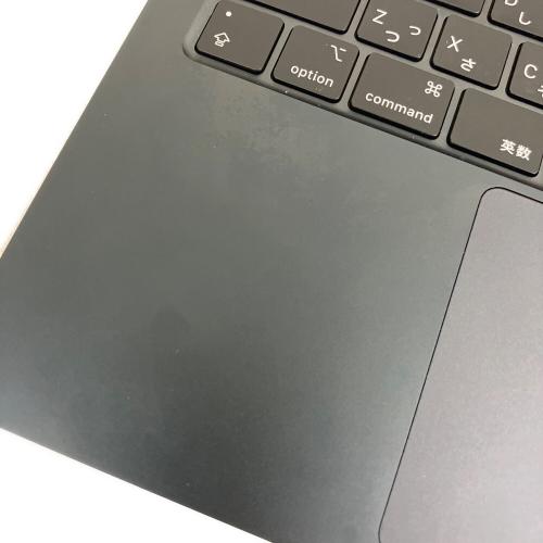 Apple (アップル) MacBook Air A2681 13.6インチ